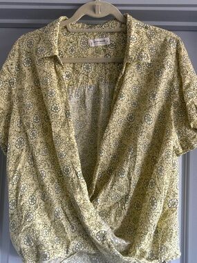 Lucky Brand Yellow Floral Short-Sleeve Wrap Blouse